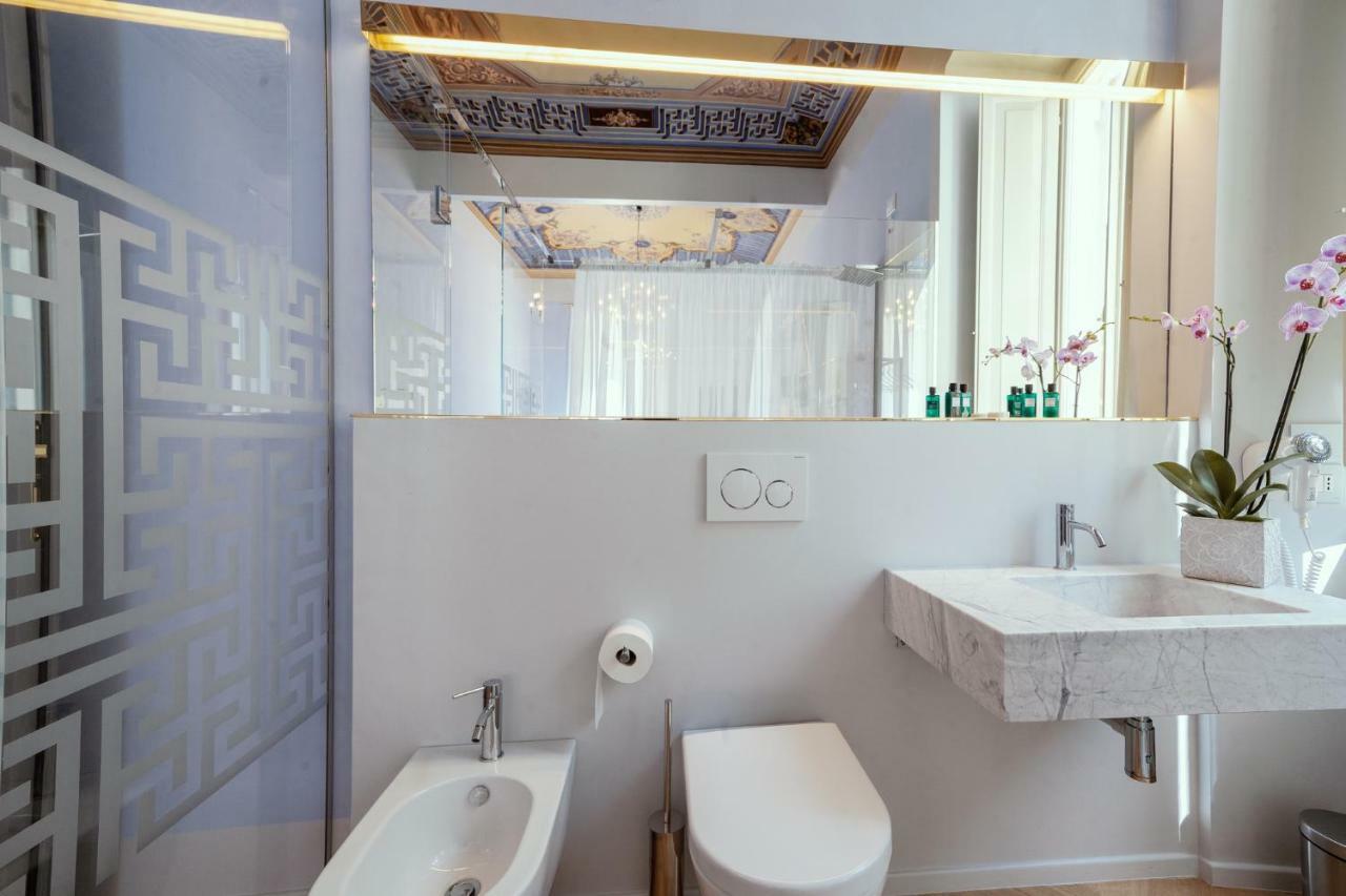 Palazzo Dei Grifoni - Luxury Suites - ซัน เบเนเดตโต เดล ตรอนโต ภายนอก รูปภาพ